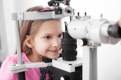 Çocuklarda Göz Ovalama Masum Olmayabilir