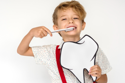 Çocuklarda Elektrikli Diş Fırçası Kullanımında Nelere Dikkat Etmeli?