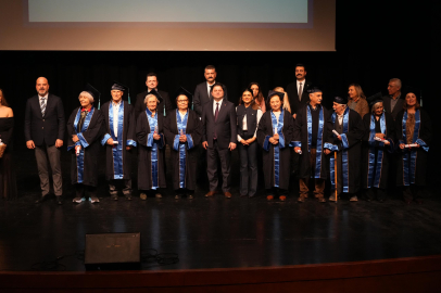 İkinci Bahar’da Mezuniyet Sevinci