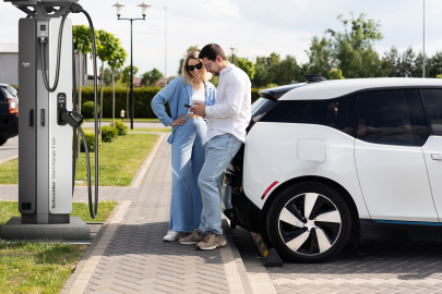 Schneider Electric, Schneider StarCharge Fast 720 ile Yüksek Güçlü, Yüksek Verimli EV Şarjında Yeni Bir Dönemi Başlatıyor