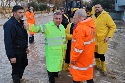 Adana Büyükşehir, Su Baskınlarından Etkilenen Vatandaşın Yanında