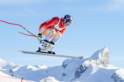 Franjo von Allmen Crans Montana’da Downhill Zaferiyle Olimpiyatlara Güven Tazeledi