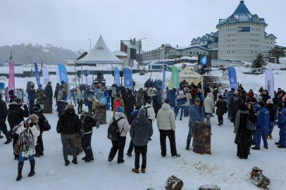 Uludağ Zirvesinde Gençlik Buluşması