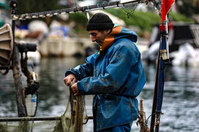  Ekmeğini Denizden Çıkaran Balıkçılara Büyükşehir’den Mazot Desteği