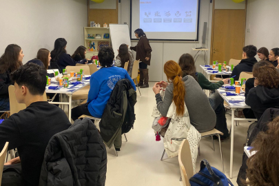 Lise Öğrencilerine Özel “İş’te Ekonomi” Atölyeleri Başladı!