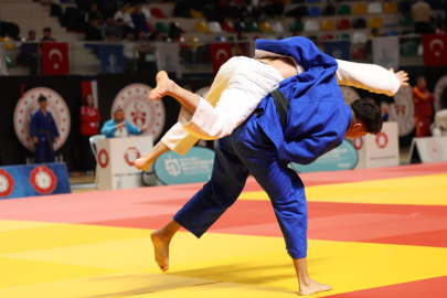 Kocaeli, Büyükler Türkiye Judo Şampiyonası'na Ev Sahipliği Yapıyor