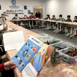 Atık Malzemeleri Sanata Dönüştürdüler