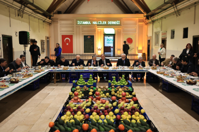 İBB Başkanvekili  Aslan, Hal Esnafı ile Sahurda Bir Araya Geldi 