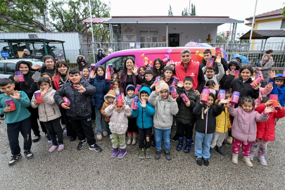 Mersin Büyükşehir’den 13 İlçede 60 Bin Çocuğa Bayram Hediyesi