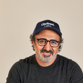 Chobani, Futbol ile ‘Hayalleri Besliyor’: Hamdi Ulukaya’dan Spora Dev Yatırım