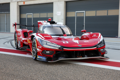 Toyota’dan Tarihi Rekor: WEC’te 100. Hibrit Yarışına Çıkıyor