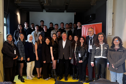 Borçelik Gençleri İş Dünyasına Hazırlıyor