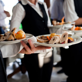 Küresel Yemek Hizmetleri Pazarı 2,98 Trilyon Euroya Ulaşıyor