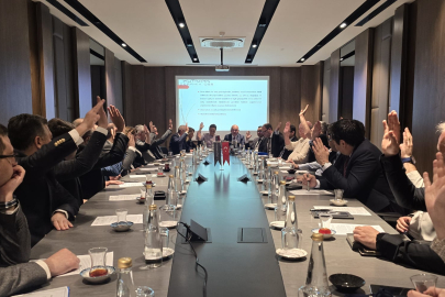 Gülden Güral, Kütahya Seramik OSB Yönetim Kurulu Başkanlığı’na seçildi