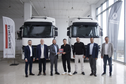 İstanbul Lojistik’ten 20 Adet Renault Trucks T480 Çekici Yatırımı