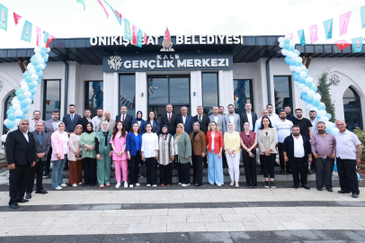 Onikişubat Belediyesi’nin Kale Gençlik Merkezi Yoğun Katılımla Hizmete Açıldı