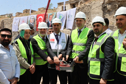 Niğde’de "100 Yılın Projesi" İçin İlk Kazma Vuruldu