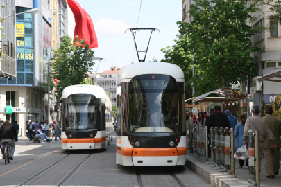 Eskişehir'de Tramvaylarda Yaz Tarifesi Başlıyor