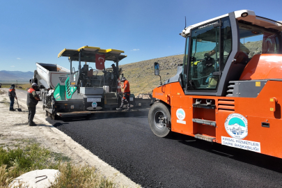 Kayseri Büyükşehir'den İncesu Kırsalına 17,5 Milyon TL'lik Sıcak Asfalt Yatırımı