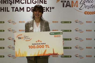 Atık Durumdaki Meyveleri Hammaddeye Dönüştürdü
