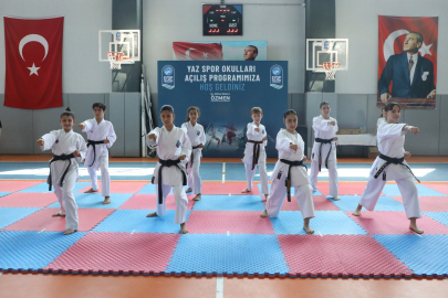 Eyüpsultan Belediyesi Yaz Spor Okulları Açıldı