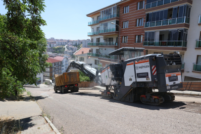 Ankara Mamak'ta Yol Çalışmaları Aralıksız Devam Ediyor