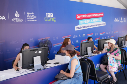 İBB, YKS Tercih Döneminde Gençlerin Yanında