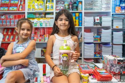İzmir'de Öğrencilerin Okul Heyecanına Büyükşehir’den 100 Milyon Liralık Destek