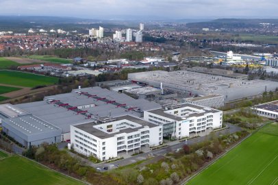  Siemens, Yapay Zekâ Destekli Otonom Fabrikaları Geliştirmek için NVIDIA ile İş Birliği Yapıyor