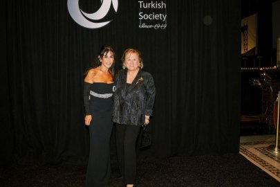 ATS Galasında Türk Öğrenciler İçin 1 Milyon Dolar Bağış Toplandı, Eş Başkanlık Değişti