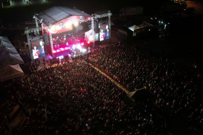 Binlerce Nilüferli Cumhuriyet’in 103’üncü Yılında Tek Yürek Oldu